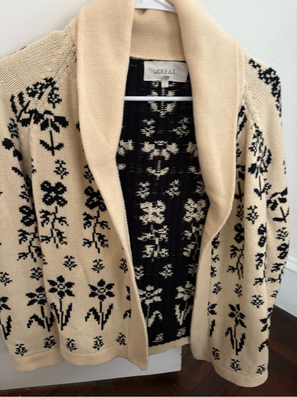 THE GREAT. Lodge Cardigan, Cream and Black Garden - Picture 6 of 7
